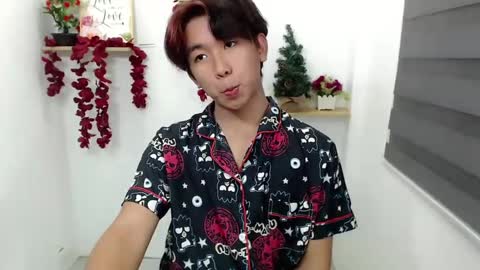 Snapshot of totalbabe1x chatting on January 20, 12:18 pm totalbabe1x online show from January 20, 12:18 pm