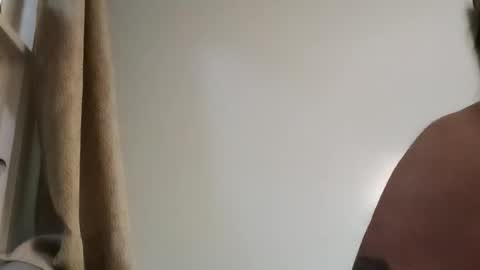 totallyawesome_65 online show from December 2, 5:13 am