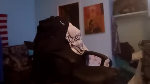 totallyawesome_65 online show from March 16, 4:40 am