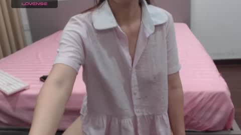 Snapshot of totoro_09 chatting on June 12, 9:08 am Angelina online show from June 12, 9:08 am