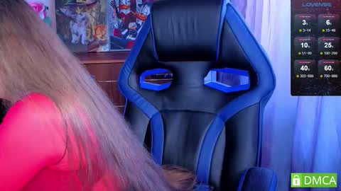 Snapshot of touch_m3 chatting on October 27, 8:40 am online show from October 27, 8:40 am