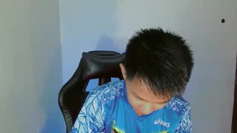 Snapshot of touch_of_alison chatting on October 14, 12:11 am Alison online show from October 14, 12:11 am