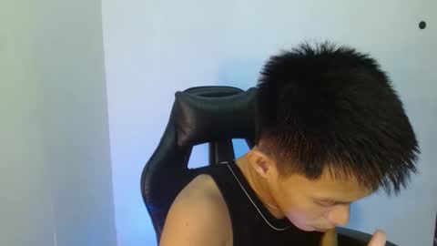 Snapshot of touch_of_alison chatting on November 23, 9:25 pm Alison online show from November 23, 9:25 pm