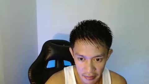 Snapshot of touch_of_alison chatting on December 18, 11:22 pm Alison online show from December 18, 11:22 pm