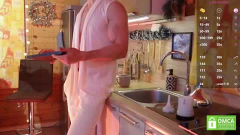 Snapshot of touch_of_eros chatting on February 8, 5:51 am Paul online show from February 8, 5:51 am