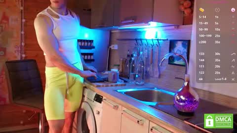 Snapshot of touch_of_eros chatting on November 18, 3:45 am Paul online show from November 18, 3:45 am