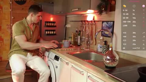 Paul online show from March 2, 4:25 am