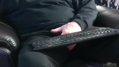 Snapshot of touchmerighthere chatting on January 22, 9:32 pm Jim online show from January 22, 9:32 pm