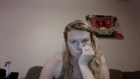 tough_as_scars online show from November 8, 12:33 am