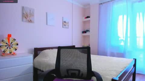 Ellina online show from June 16, 1:58 pm