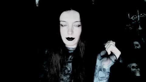 Snapshot of toxicdomme chatting on July 17, 3:18 pm toxicdomme online show from July 17, 3:18 pm