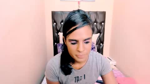 toxicfantasy4u online show from April 24, 6:10 pm