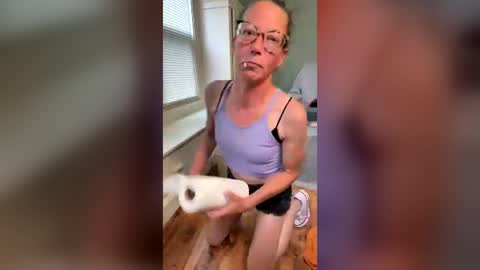toxiclayne online show from June 17, 9:38 pm