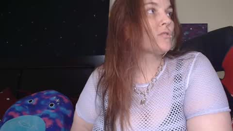 Snapshot of toxiclilly chatting on November 3, 8:26 am Lilly Miss Mistress Goddess Maam Queen Boss online show from November 3, 8:26 am