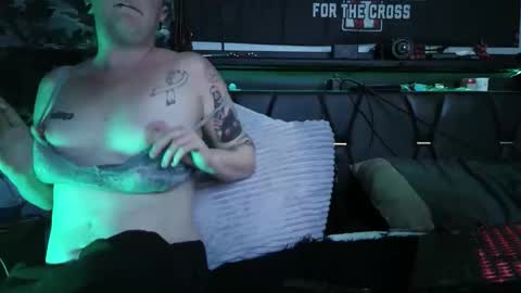 ToxicTemptress420 online show from February 13, 5:03 am