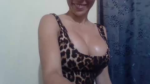 Snapshot of toyita707 chatting on November 9, 11:25 pm toyita707 online show from November 9, 11:25 pm
