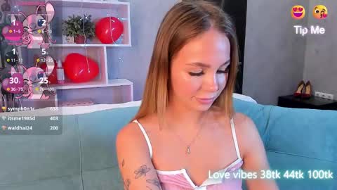 Snapshot of tracy_tay1or chatting on February 25, 12:13 pm Tracy GMT2 Mon 3 AM - 4 PM Tue 3 AM - 4 PM Wed 3 AM - 4 PM Thur 3 AM - 4 PM Fri 3 AM - 4 PM online show from February 25, 12:13 pm