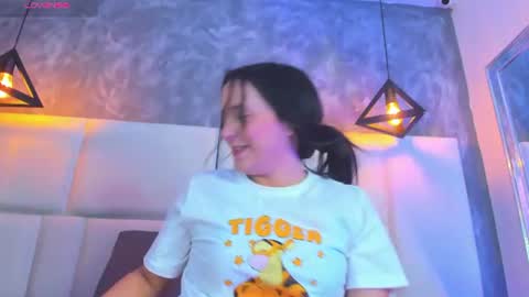 Tracy Wright online show from July 5, 3:08 pm