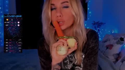 Snapshot of trafka_murafka chatting on January 29, 9:28 pm Hey my name is Kiri Kiri online show from January 29, 9:28 pm