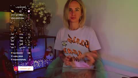 Snapshot of trafka_murafka chatting on February 6, 5:40 pm Hey my name is Kiri Kiri online show from February 6, 5:40 pm