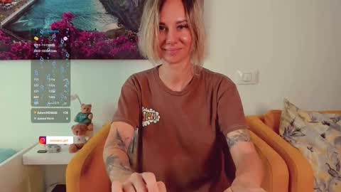 Snapshot of trafka_murafka chatting on September 13, 2:28 pm Hey my name is Kiri Kiri online show from September 13, 2:28 pm