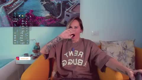 Snapshot of trafka_murafka chatting on September 15, 5:13 pm Hey my name is Kiri Kiri online show from September 15, 5:13 pm