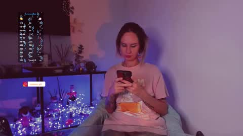 Snapshot of trafka_murafka chatting on November 28, 7:27 pm Hey my name is Kiri Kiri online show from November 28, 7:27 pm