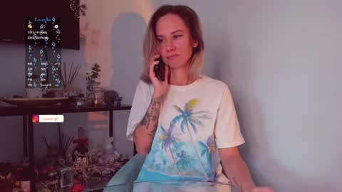 Snapshot of trafka_murafka chatting on November 30, 1:37 pm Hey my name is Kiri Kiri online show from November 30, 1:37 pm