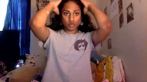 transamoure online show from January 13, 7:41 pm