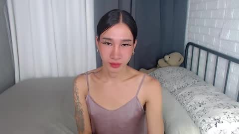Chloe online show from May 5, 9:34 pm
