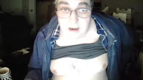 Snapshot of transmtfhello chatting on February 24, 3:04 am Peter online show from February 24, 3:04 am