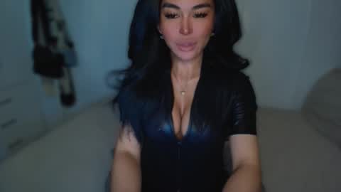 ALMIGHTY GODDESS VALENTINA online show from March 1, 4:37 am