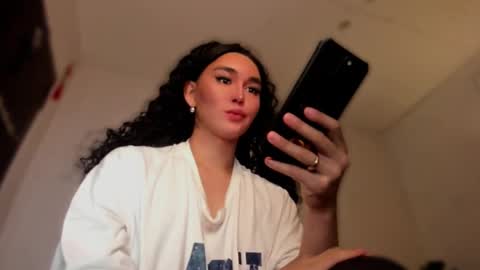 ALMIGHTY GODDESS VALENTINA online show from September 25, 9:02 am