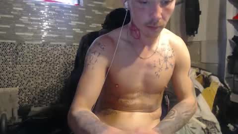 trapb606 online show from March 11, 7:42 pm