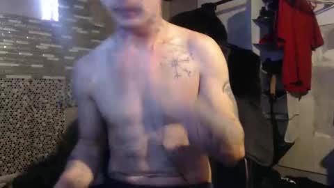 trapb606 online show from March 12, 7:09 pm