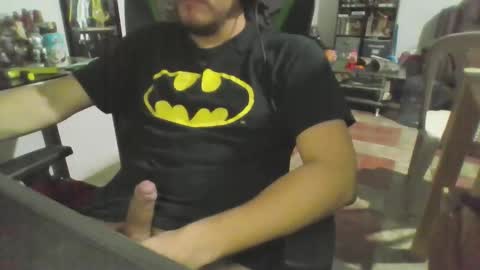 Snapshot of traveler_92 chatting on December 1, 2:16 am traveler_92 online show from December 1, 2:16 am