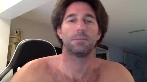 TravisKenn online show from October 23, 11:42 am