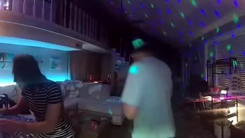 UCuM4usPLEASE online show from March 7, 2:19 am