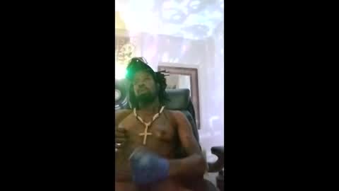 Snapshot of tray713152 chatting on March 16, 11:53 pm 10Thickness online show from March 16, 11:53 pm