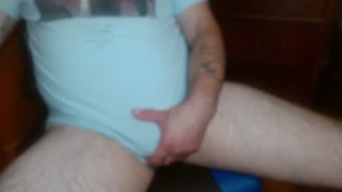 Snapshot of treasured_trash chatting on June 29, 9:15 pm Dilly Dally online show from June 29, 9:15 pm