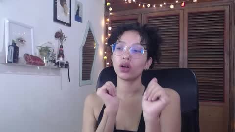 Emily online show from January 30, 3:40 pm