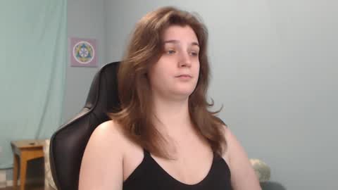 Snapshot of treejeanne chatting on February 25, 1:06 pm TreeJeanne online show from February 25, 1:06 pm