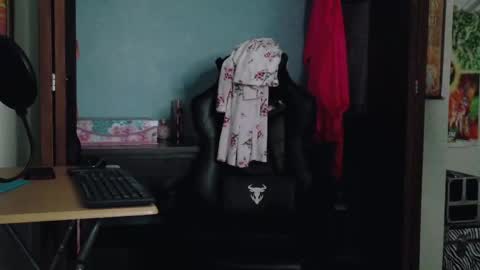 Snapshot of treejeanne chatting on September 22, 10:34 pm TreeJeanne online show from September 22, 10:34 pm