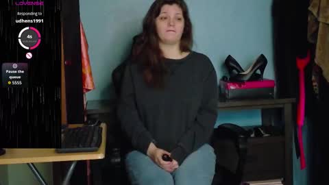 Snapshot of treejeanne chatting on October 27, 12:42 pm TreeJeanne online show from October 27, 12:42 pm