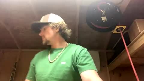 treeman817 online show from March 18, 2:26 am