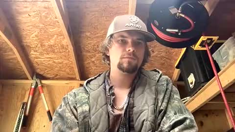 treeman817 online show from May 3, 2:01 pm