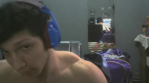 Snapshot of tremboman10 chatting on August 9, 6:24 pm Trembo man online show from August 9, 6:24 pm