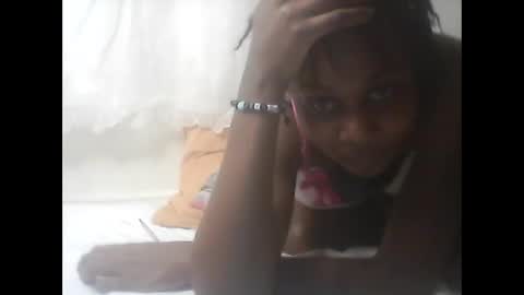 Snapshot of tresyamber chatting on May 19, 3:51 pm tresyamber online show from May 19, 3:51 pm
