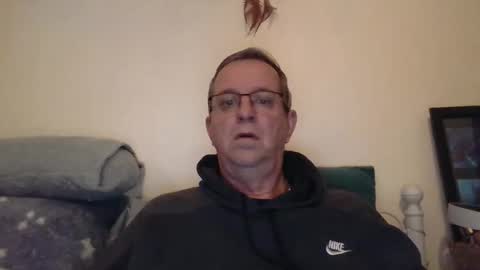 Snapshot of trev8331 chatting on October 11, 8:57 am Fe-fi-fo-fum online show from October 11, 8:57 am