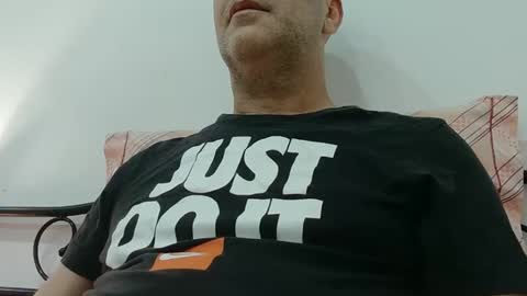 Snapshot of trevido4u chatting on June 2, 1:07 am trevido4u online show from June 2, 1:07 am